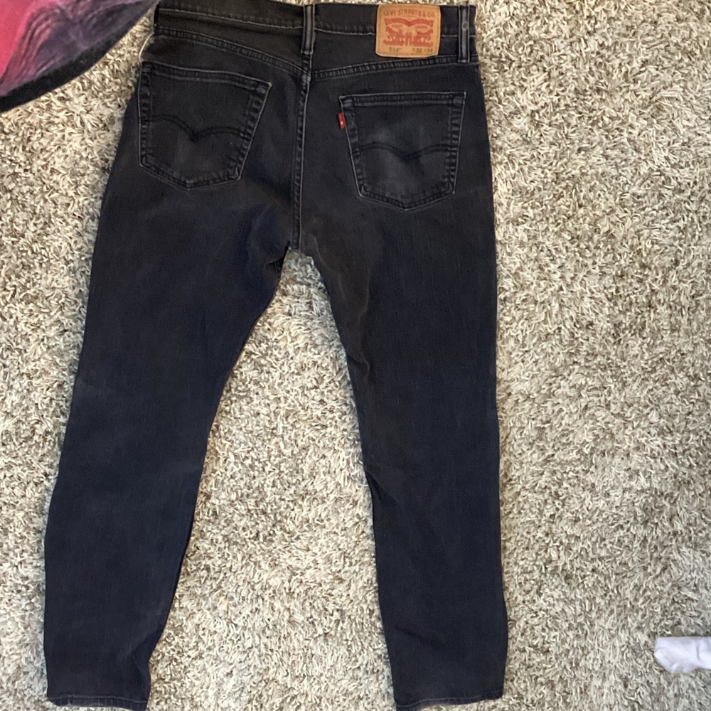 Levi’s black jeans